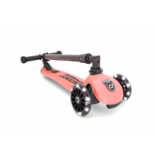 Scoot and Ride Highwaykick   3 LED roller Peach